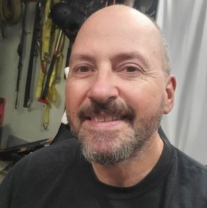 Meet your Posher, Aaron